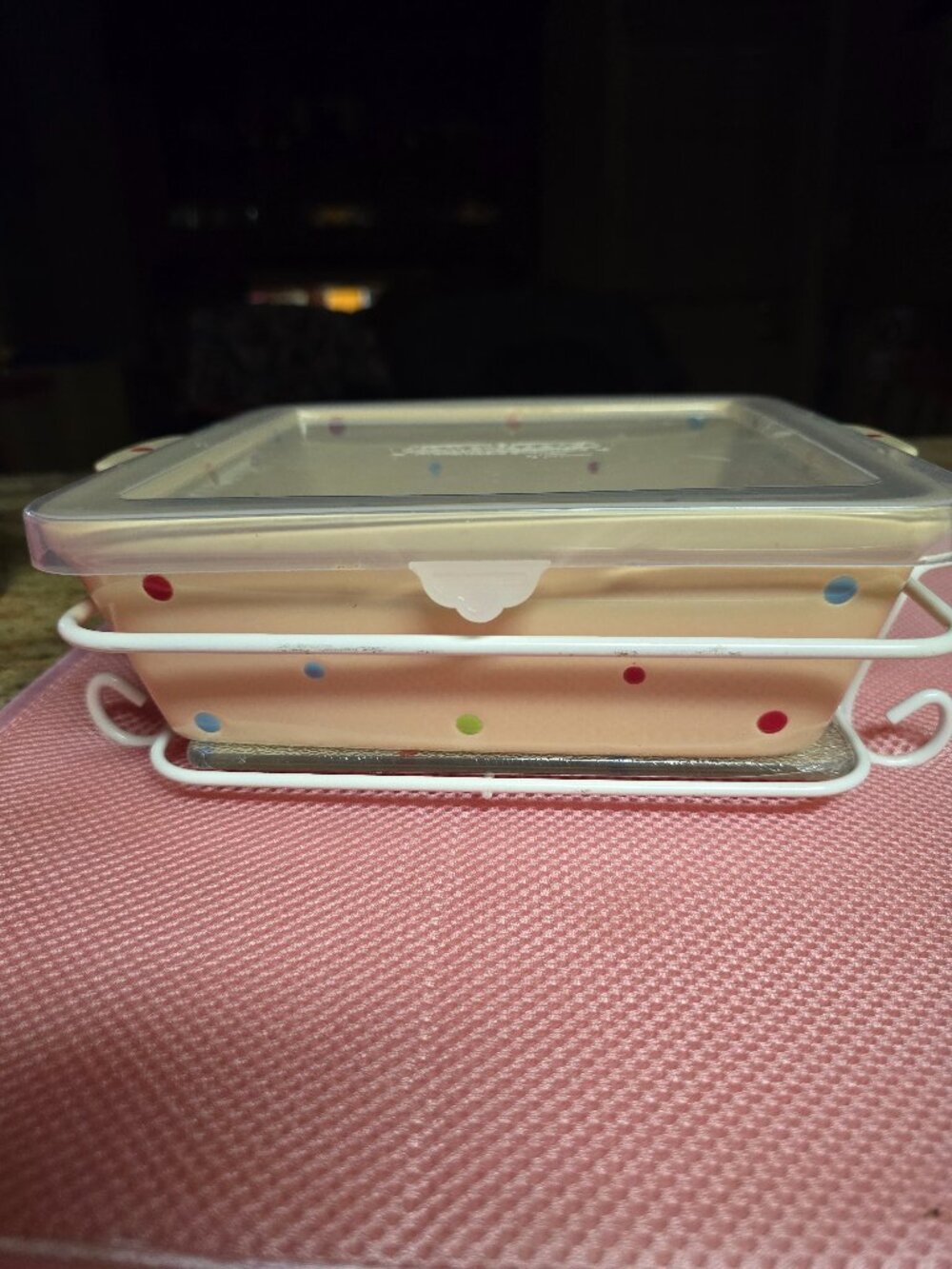 Temp-tations 2 qt Polka Dot Baking Pan w/ Rack, Lid & Trivet